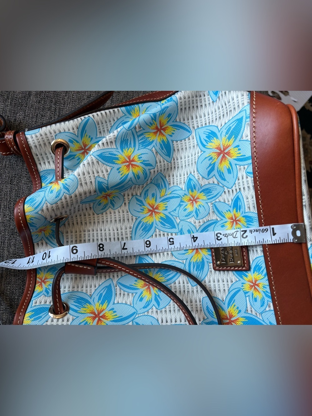 DOONEY & BOURKE PLUMERIA DRAWSTRING SHOULDER BUCKET BAG BLUE FLOWER! - Picture 8 of 8